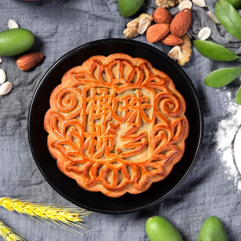 珠乡酥皮橄榄五仁火腿大月饼切面图（细节图 2）