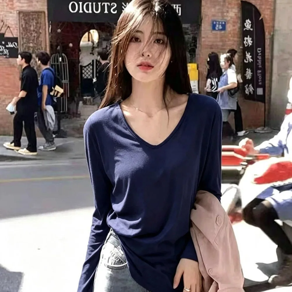 La chaJpe hmome MM8 V领长袖慵懒感T恤上衣（细节图 1）