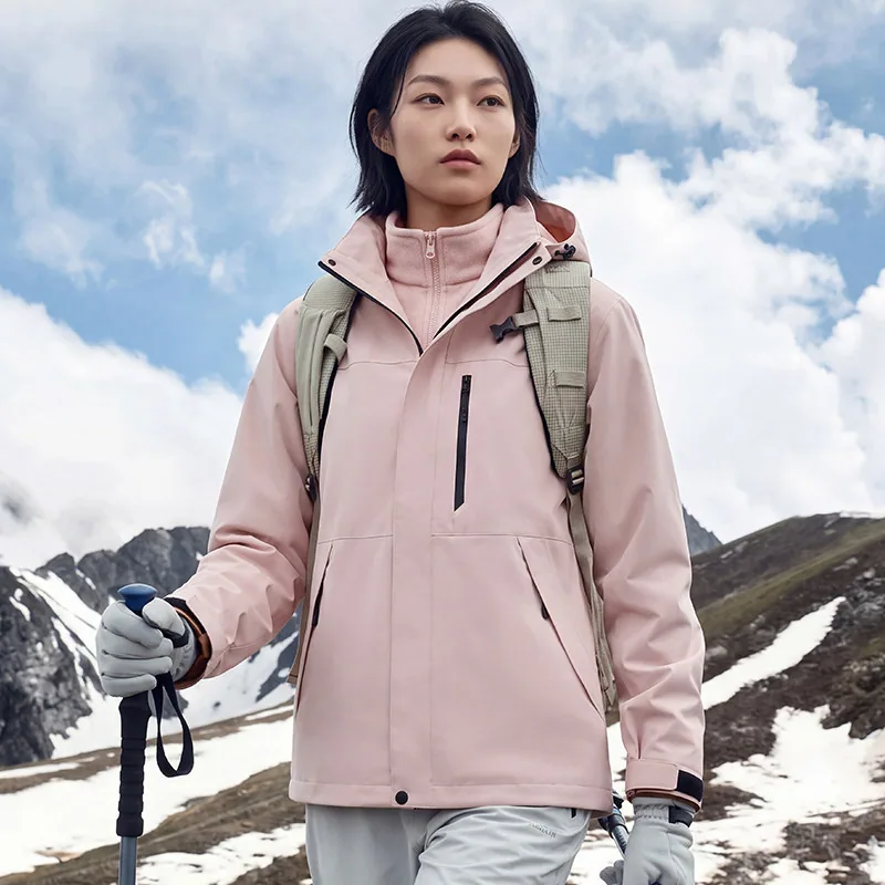 雪中飞冬季三合一羽绒服
