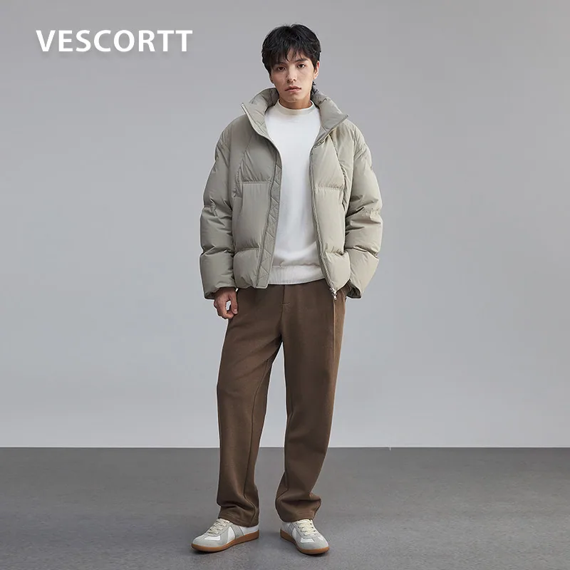 VESCORTT世高男款90白鹅绒短羽绒服主图（细节图 2）